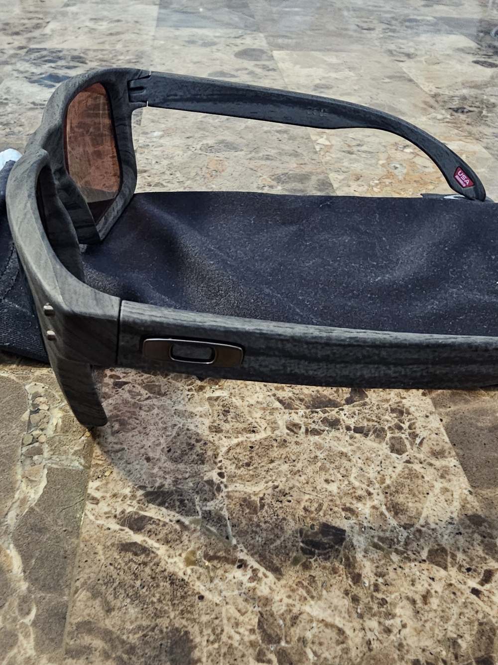 Oakley Holbrook XS Youth Fit Sunglasses - Picture 5 of 16